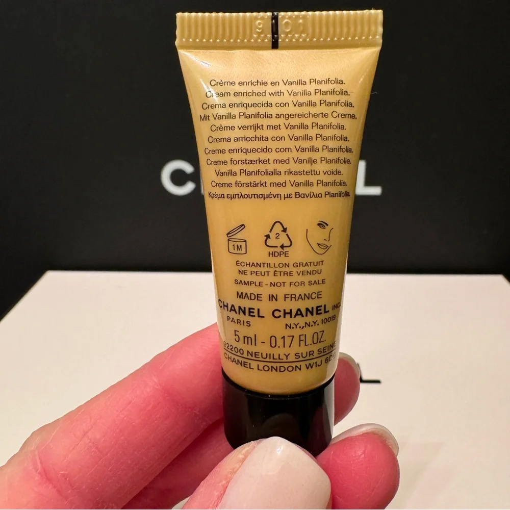CHANEL new box